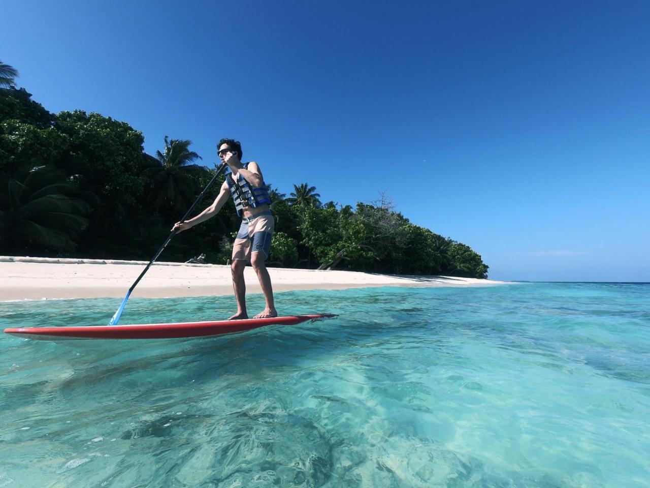 Kiha Beach Hotell Dharavandhoo Exteriör bild